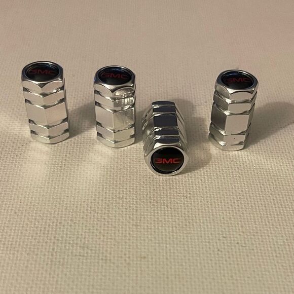 GMC Logo valve Stem caps in Silver set of 4 NWT - Picture 2 of 4